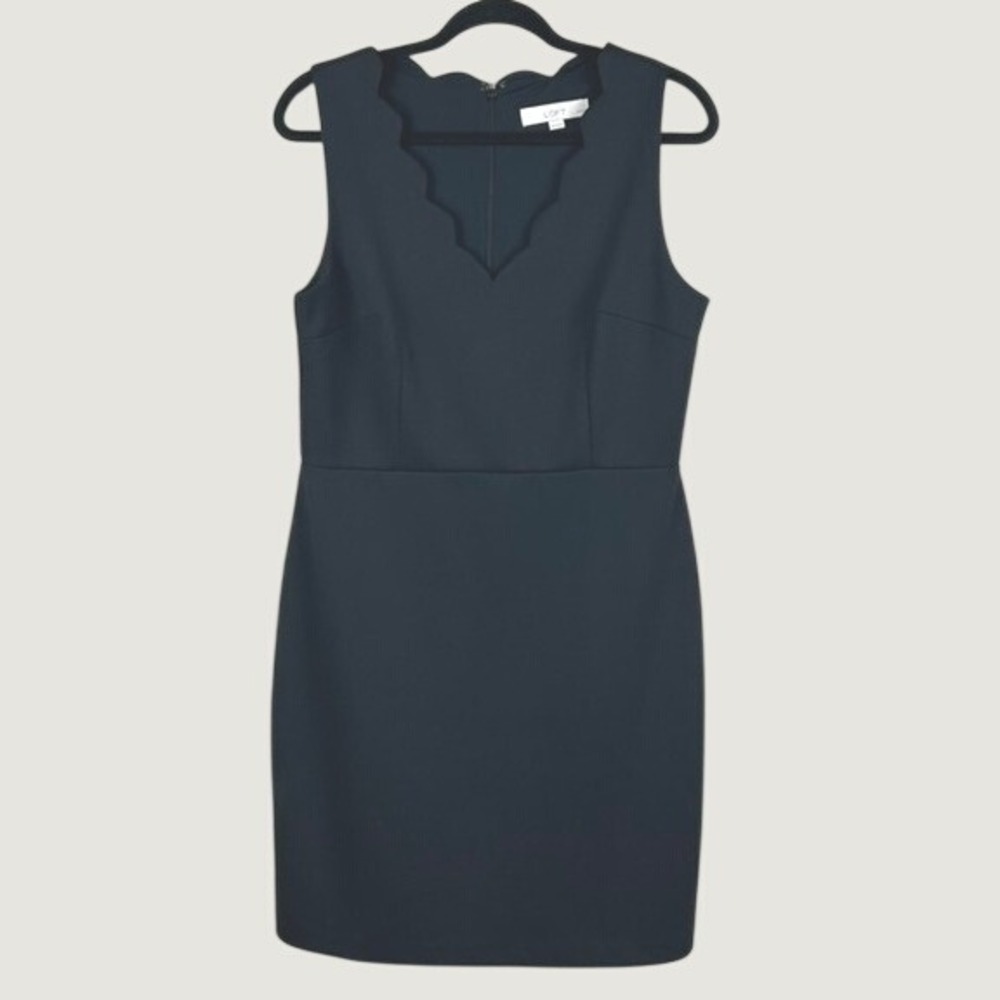 LOFT Sheath Knee Length Dress Black Scalloped V-Neck Sleeveless Women Size 10P